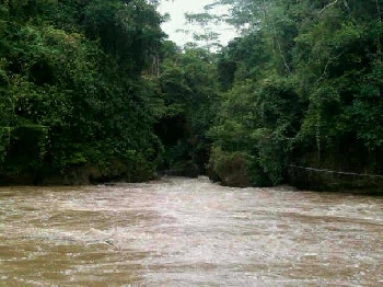 Akibat Hujan, Debit Air Green Canyon Naik